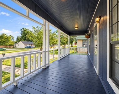 1320 W Morton Street - Photo Thumbnail 4