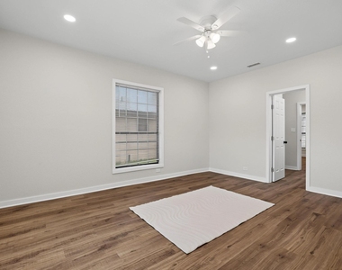 1320 W Morton Street - Photo Thumbnail 23