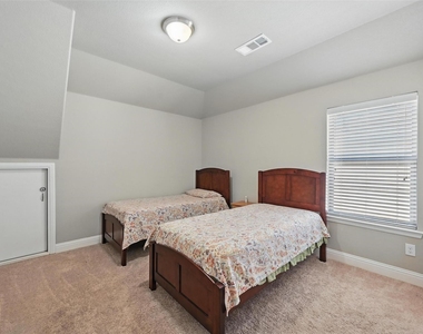 6175 Stillhouse Lane - Photo Thumbnail 27