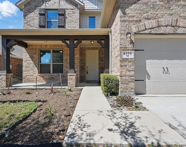 6175 Stillhouse Lane - Photo Thumbnail 3