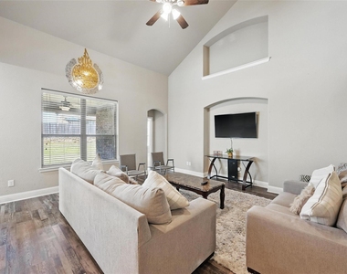 6175 Stillhouse Lane - Photo Thumbnail 11