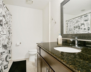 924 Sugarberry Drive - Photo Thumbnail 20