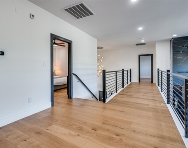 10923 Marsh Lane - Photo Thumbnail 20