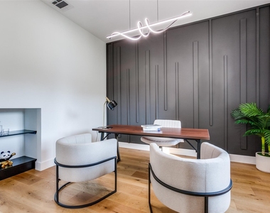 10923 Marsh Lane - Photo Thumbnail 3