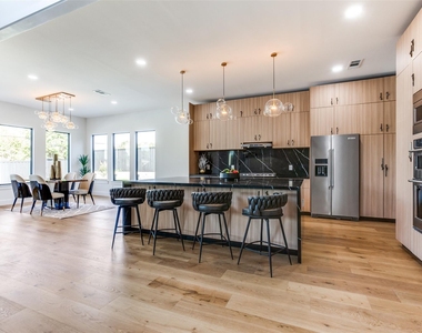 10923 Marsh Lane - Photo Thumbnail 8