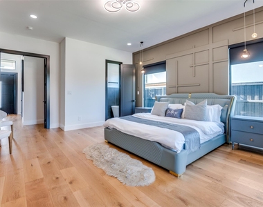 10923 Marsh Lane - Photo Thumbnail 15