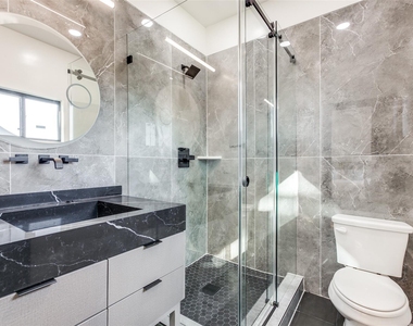 10923 Marsh Lane - Photo Thumbnail 25