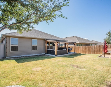 112 Willow Street - Photo Thumbnail 31