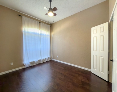 4234 Timberglen Road - Photo Thumbnail 21
