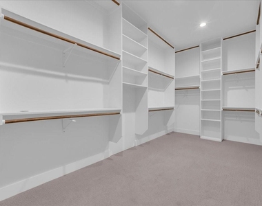 201 Magnolia Lane - Photo Thumbnail 15
