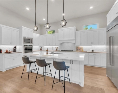 201 Magnolia Lane - Photo Thumbnail 10