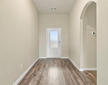 13641 Fehrman Road - Photo Thumbnail 2