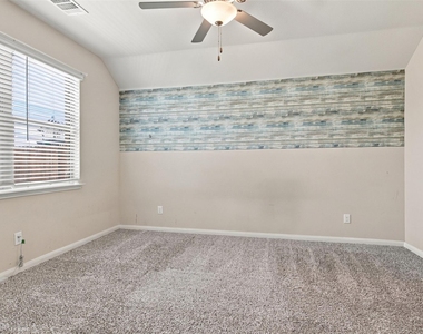 13641 Fehrman Road - Photo Thumbnail 9