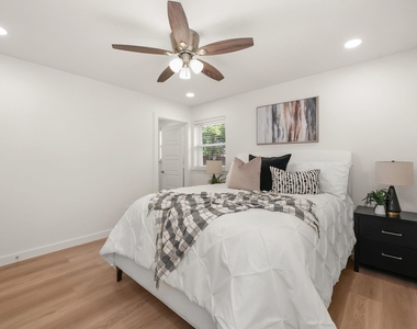 5905 Saramac Drive - Photo Thumbnail 19
