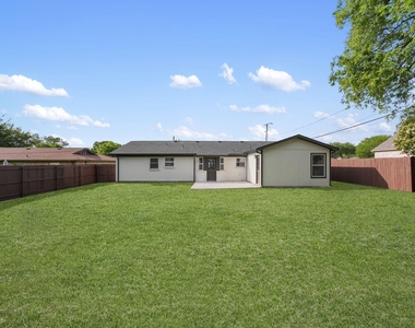 5905 Saramac Drive - Photo Thumbnail 28