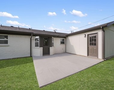 5905 Saramac Drive - Photo Thumbnail 26