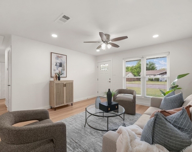 5905 Saramac Drive - Photo Thumbnail 6