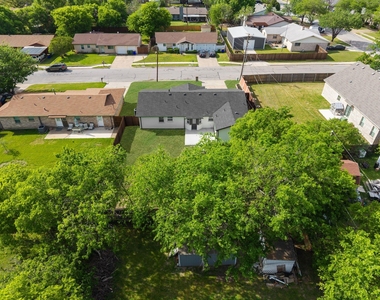 5905 Saramac Drive - Photo Thumbnail 37