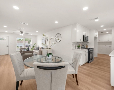 5905 Saramac Drive - Photo Thumbnail 8
