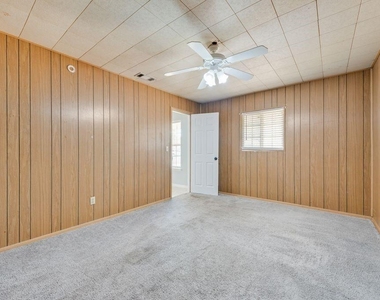 1213 De Ridder Avenue - Photo Thumbnail 6
