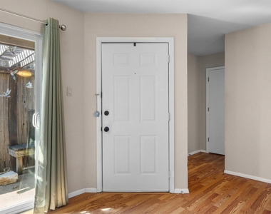 726 Michol Street - Photo Thumbnail 3
