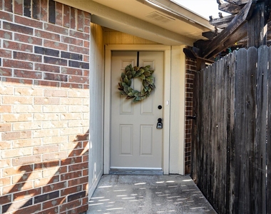 726 Michol Street - Photo Thumbnail 2