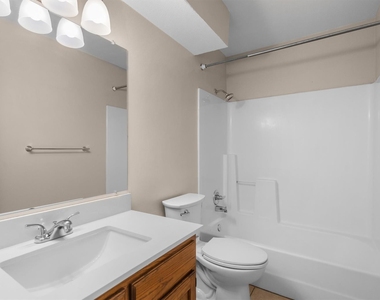 726 Michol Street - Photo Thumbnail 17