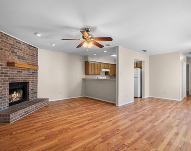 726 Michol Street - Photo Thumbnail 5