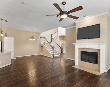 8129 Springmoss Drive - Photo Thumbnail 8