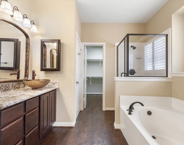 8129 Springmoss Drive - Photo Thumbnail 20