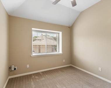 8129 Springmoss Drive - Photo Thumbnail 28