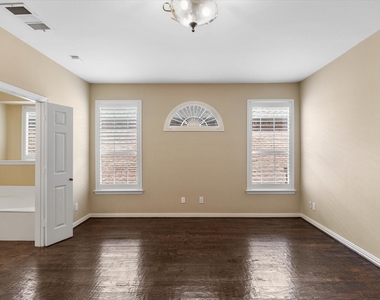 8129 Springmoss Drive - Photo Thumbnail 18