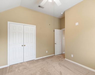 8129 Springmoss Drive - Photo Thumbnail 31