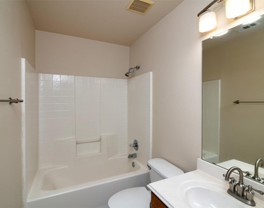 14617 Eaglemont Drive - Photo Thumbnail 19