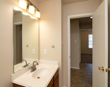 14617 Eaglemont Drive - Photo Thumbnail 20