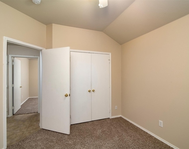 14617 Eaglemont Drive - Photo Thumbnail 18