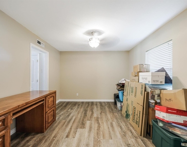 1503 Field Cove Drive - Photo Thumbnail 21