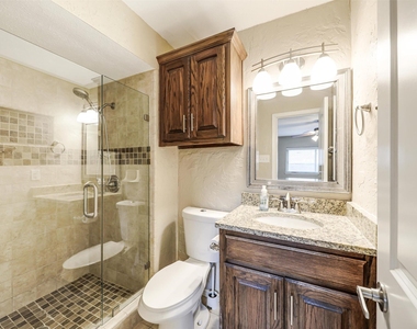 1503 Field Cove Drive - Photo Thumbnail 15