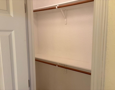 8109 Fox Chase Drive - Photo Thumbnail 9