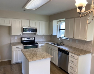 757 Western Trail - Photo Thumbnail 4