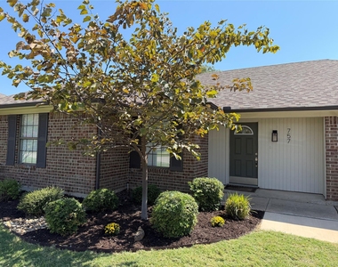 757 Western Trail - Photo Thumbnail 1