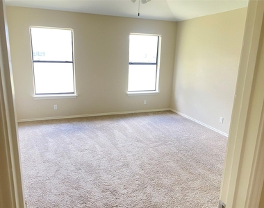 757 Western Trail - Photo Thumbnail 14