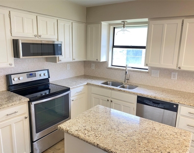757 Western Trail - Photo Thumbnail 5