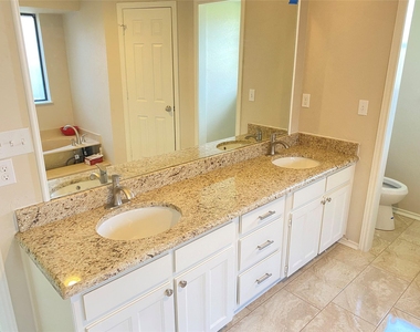 757 Western Trail - Photo Thumbnail 15
