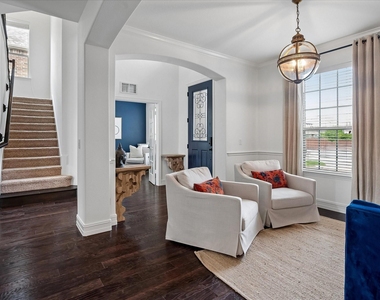 4576 Berry Ridge Lane - Photo Thumbnail 2