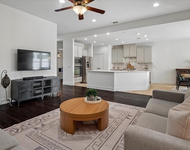 4576 Berry Ridge Lane - Photo Thumbnail 7