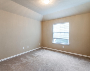 1840 Branch Trail - Photo Thumbnail 13