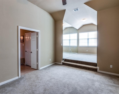 1840 Branch Trail - Photo Thumbnail 10