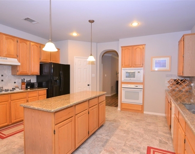 2412 Clearwood Lane - Photo Thumbnail 12