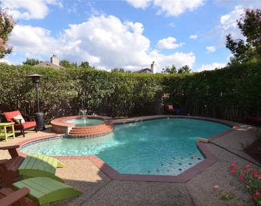 2412 Clearwood Lane - Photo Thumbnail 19